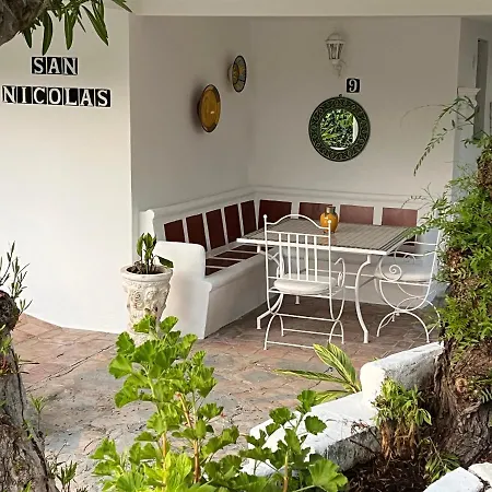 San Nicolas Nyaraló